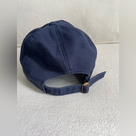 Hat - Picture 3 of 7